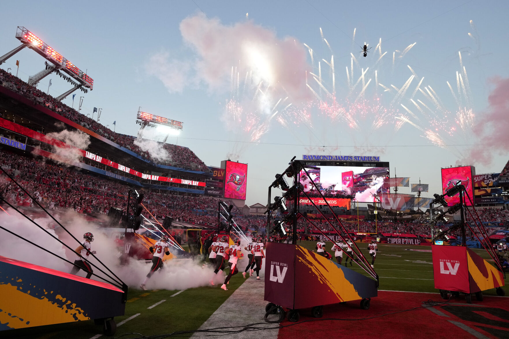 Chiefs Buccaneers Super Bowl Football